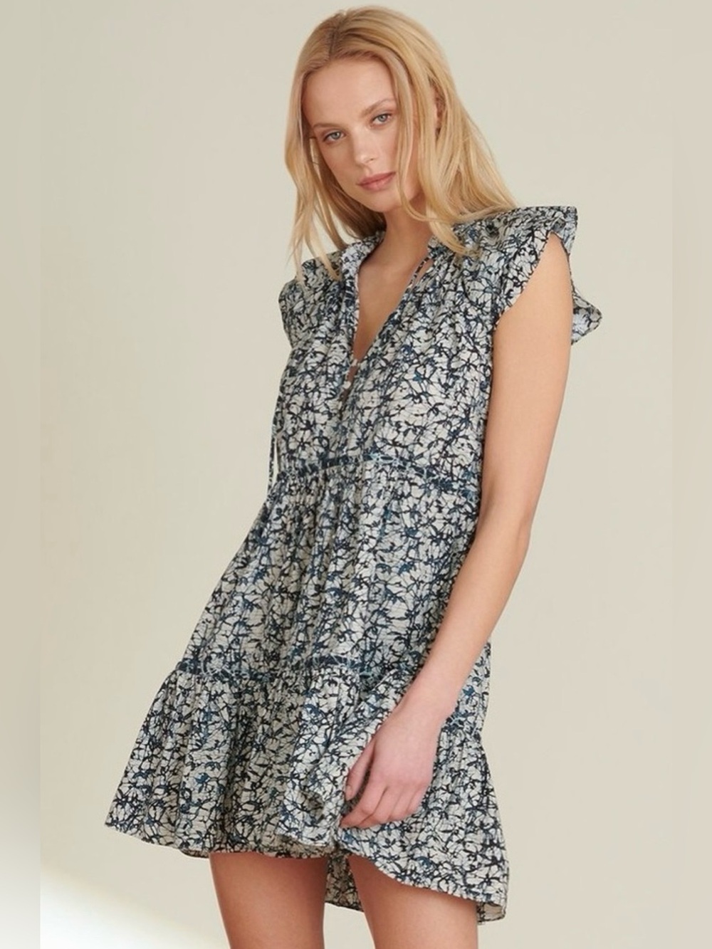 Veronica Beard Zee Floral Batik Tiered Ruffle Cotton Mini Dress Size 4